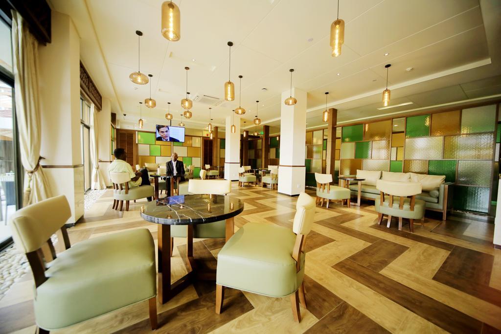 Hotel Africana Καμπάλα Εξωτερικό φωτογραφία