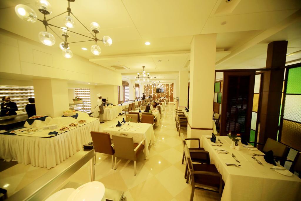 Hotel Africana Καμπάλα Εξωτερικό φωτογραφία