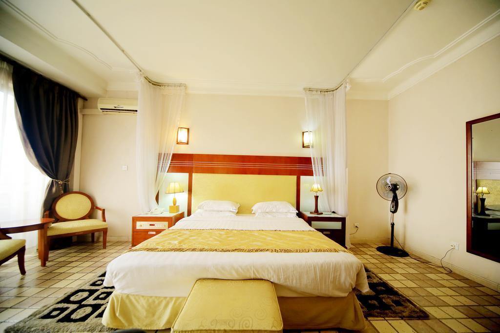 Hotel Africana Καμπάλα Εξωτερικό φωτογραφία