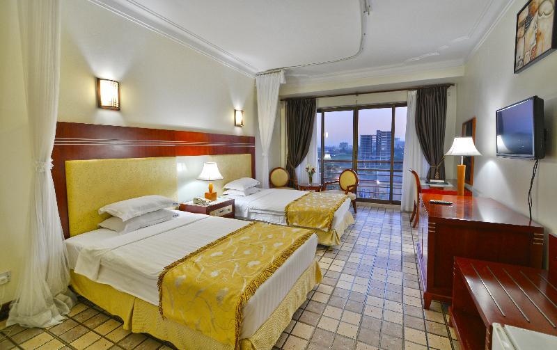 Hotel Africana Καμπάλα Εξωτερικό φωτογραφία
