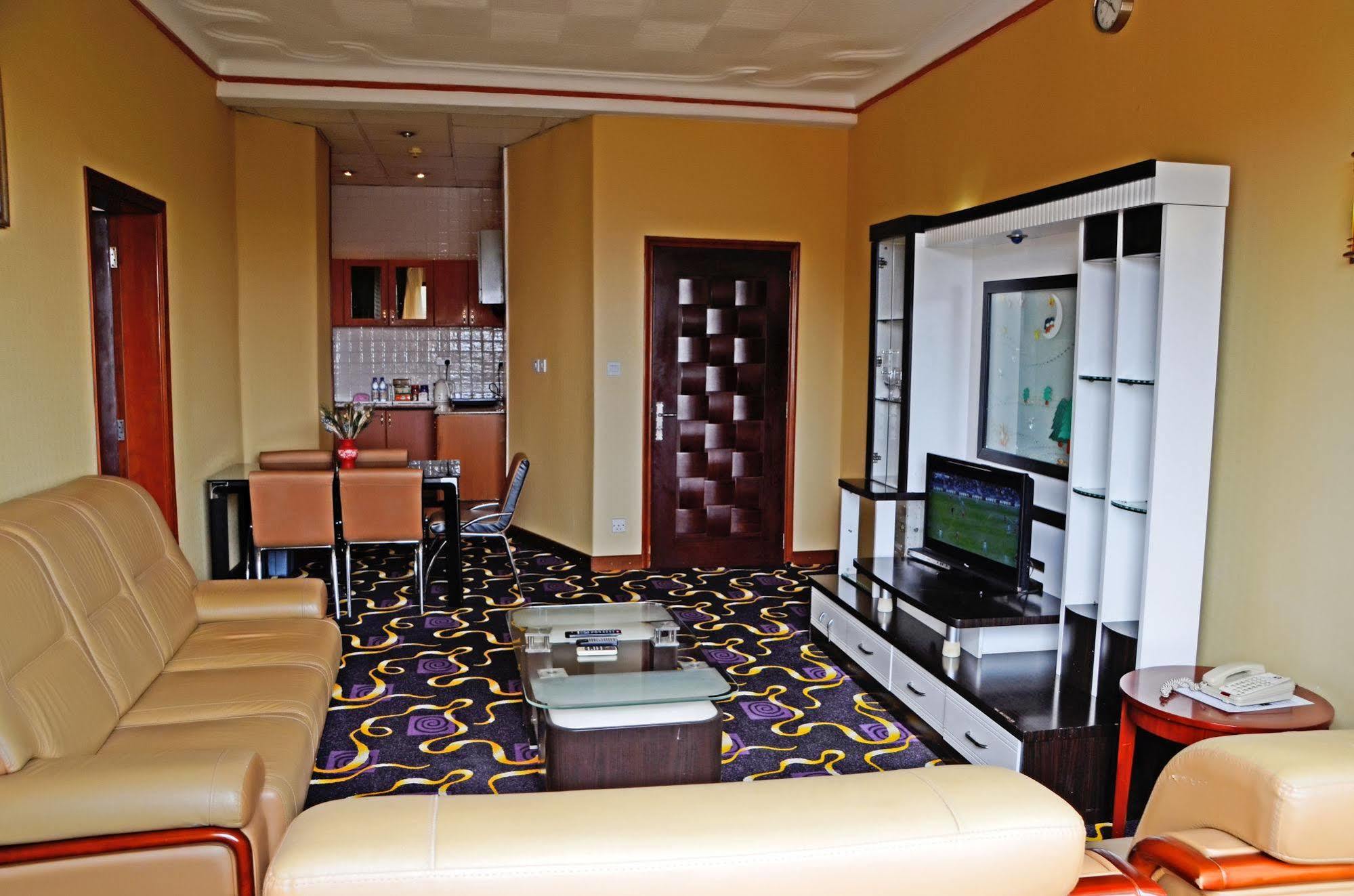 Hotel Africana Καμπάλα Εξωτερικό φωτογραφία
